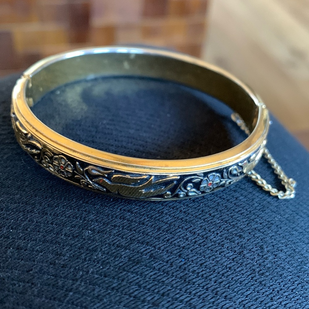 Vintage damascene gold plated bangle bracelet.